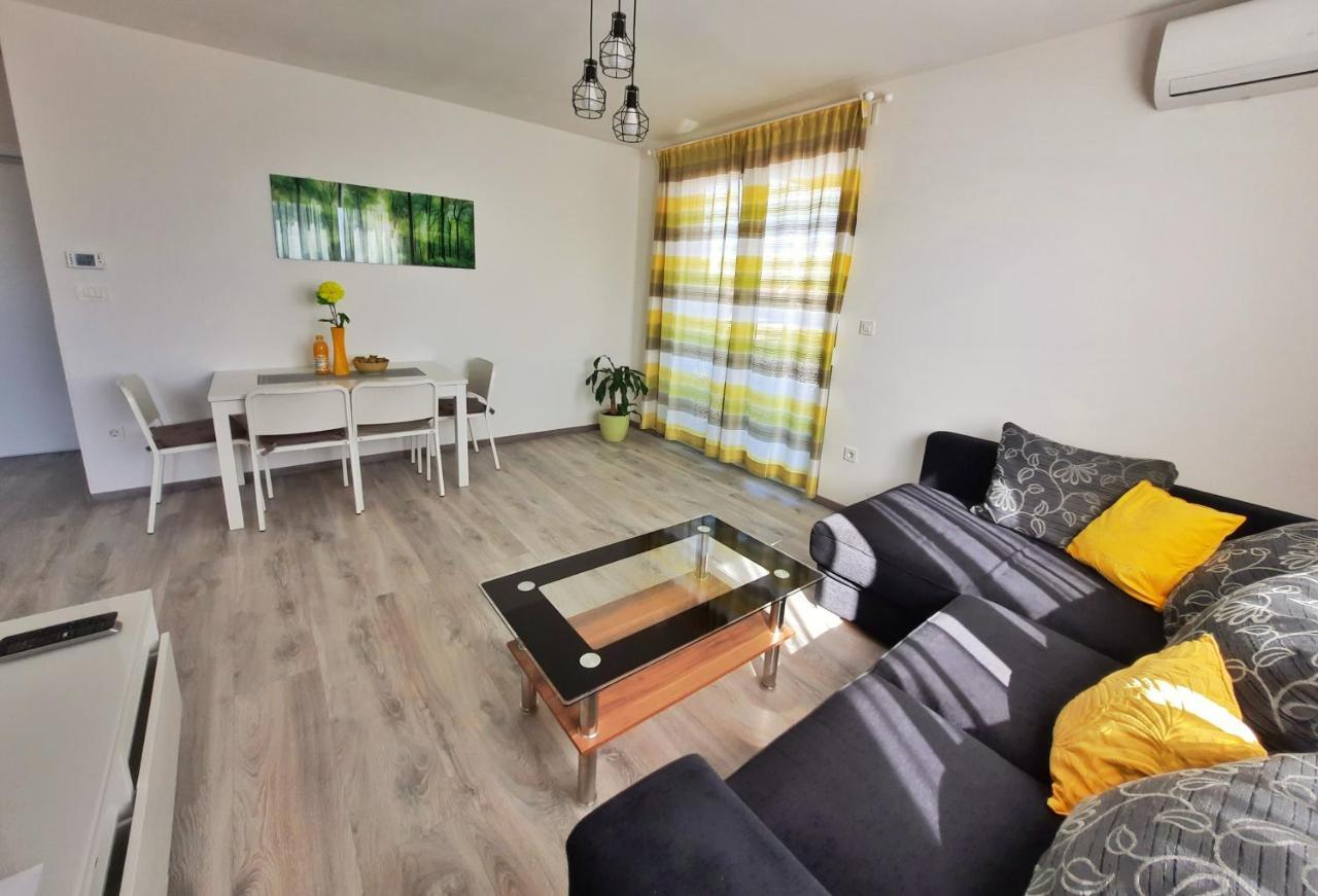 Apartment Mrvica Near The Zagreb Airport Велика Горица Екстериор снимка