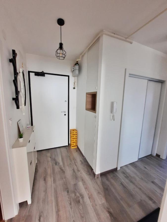 Apartment Mrvica Near The Zagreb Airport Велика Горица Екстериор снимка